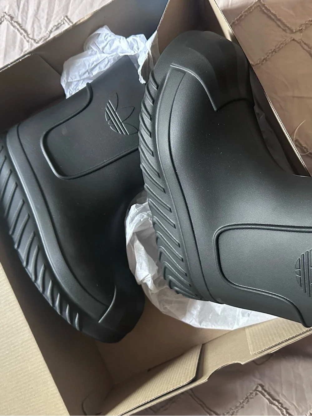 Women adidas moon boots